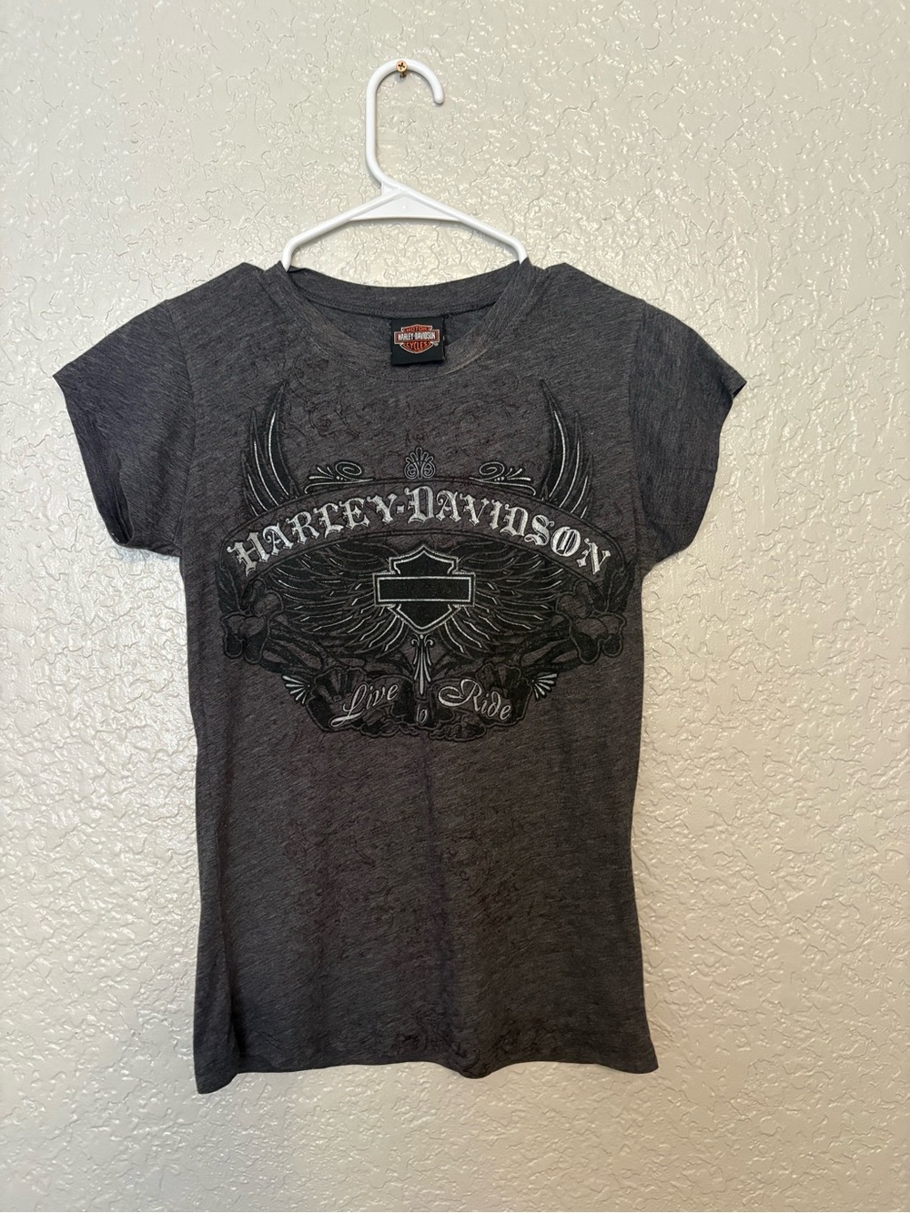 Harley-Davidson Gray woman’s Graphic Tee with Wings